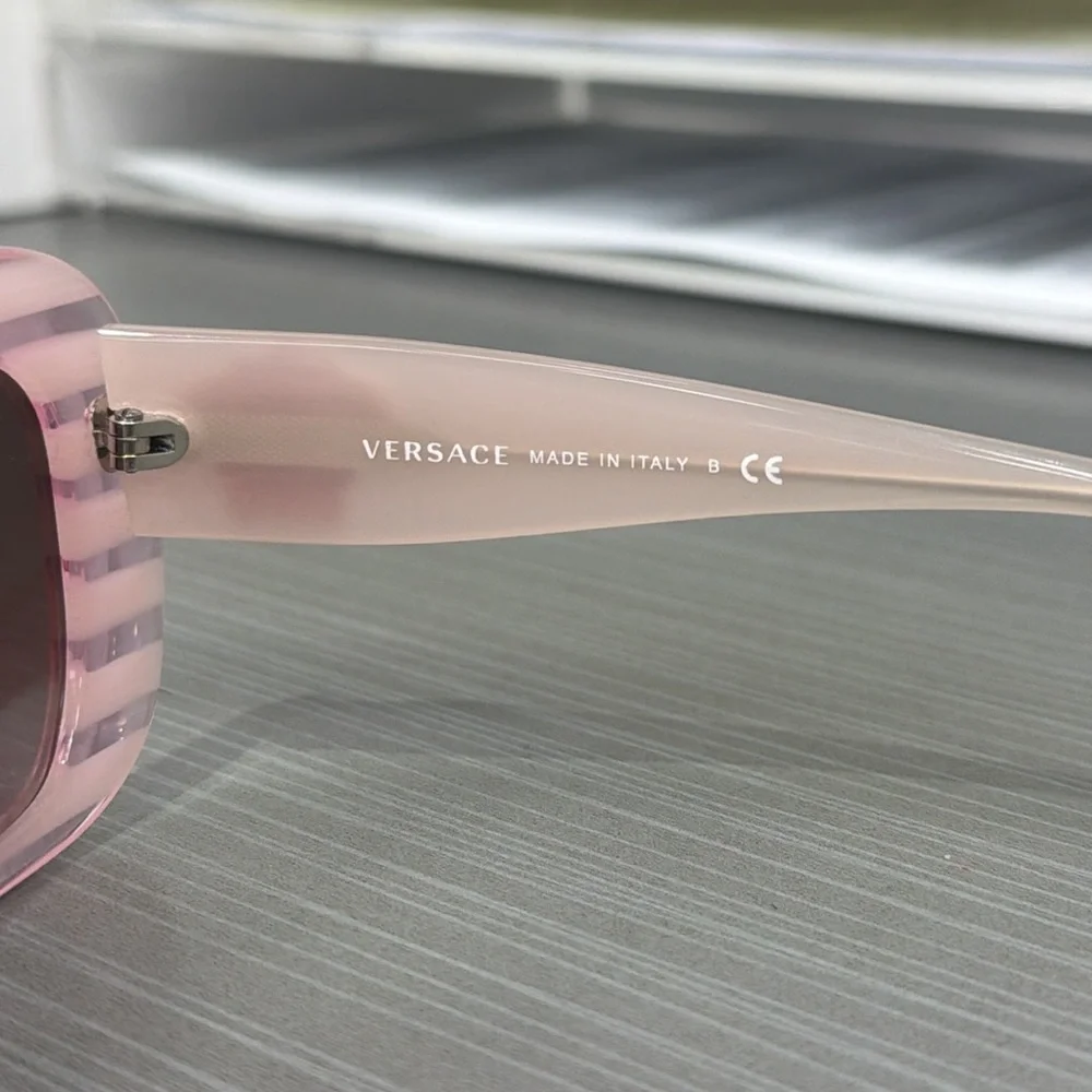 Versace Sunglasses - Picture 4 of 5